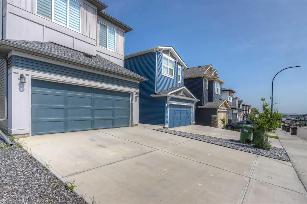 Fourth View of 17 Calhoun Crescent NE, Livingston, Calgary, Alberta, T3P 1P1