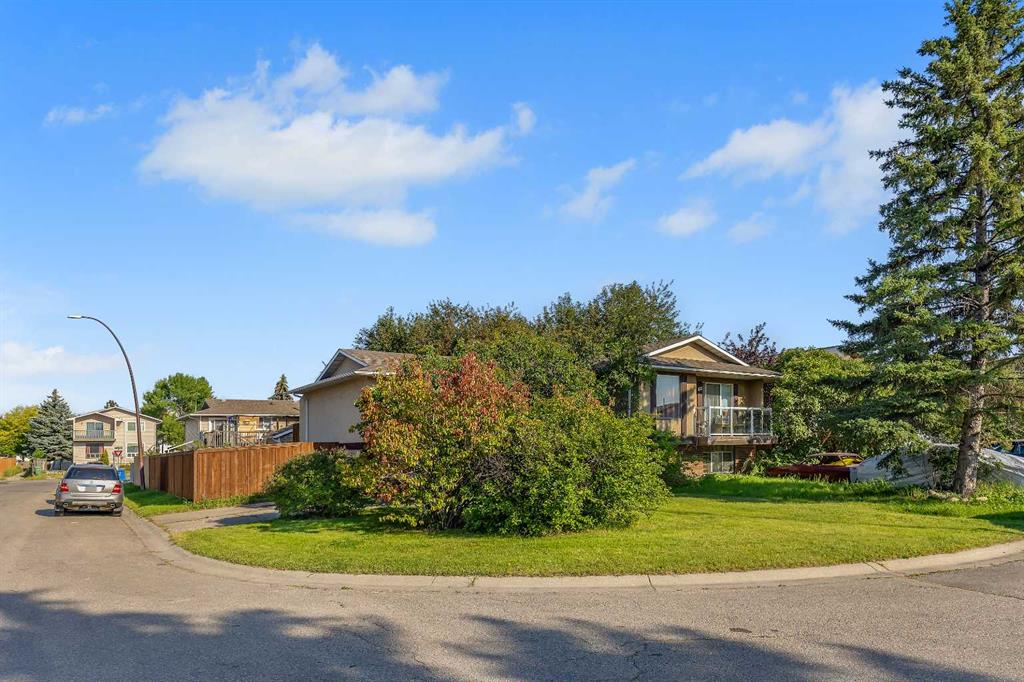 MLS® listing #105030059 for sale located at 105 Fonda Court SE