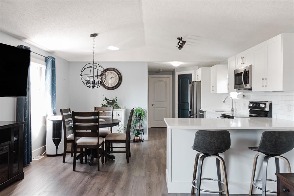 253 Grenfell Crescent , A2252039, Alberta,