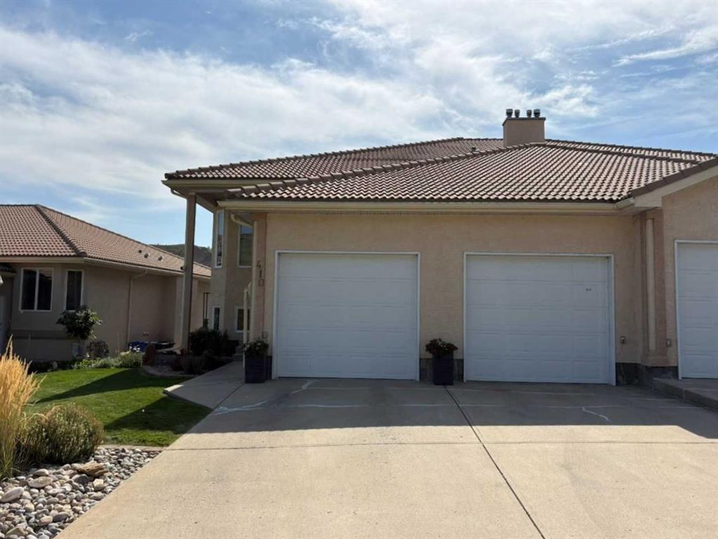 B, 410 Canyon Boulevard W, A2252086, Alberta,