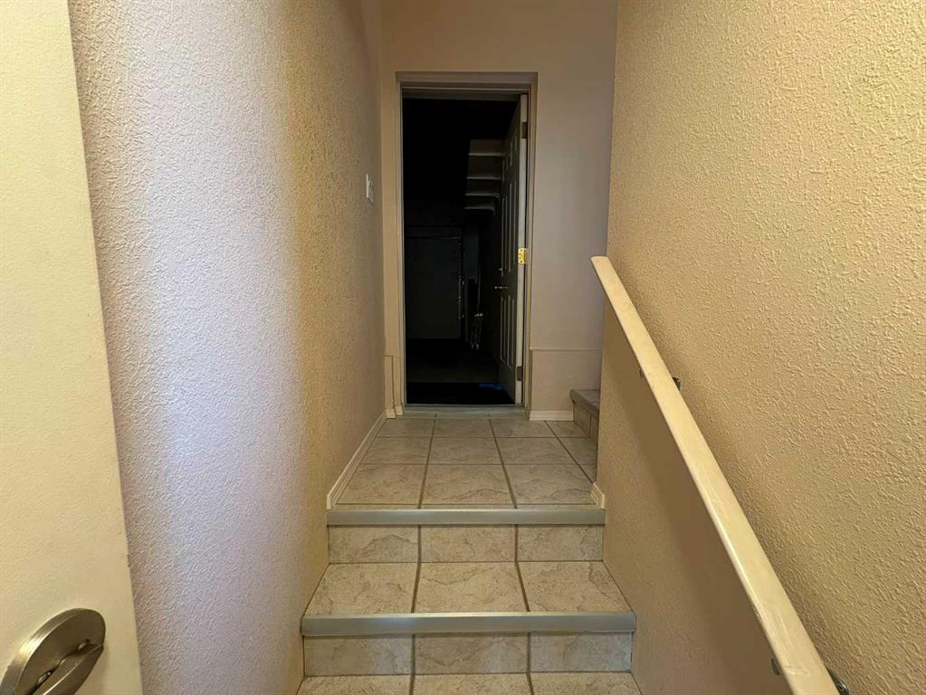 Fourth View of B, 410 Canyon Boulevard W, Paradise Canyon, Lethbridge, Alberta, T1K 6V2
