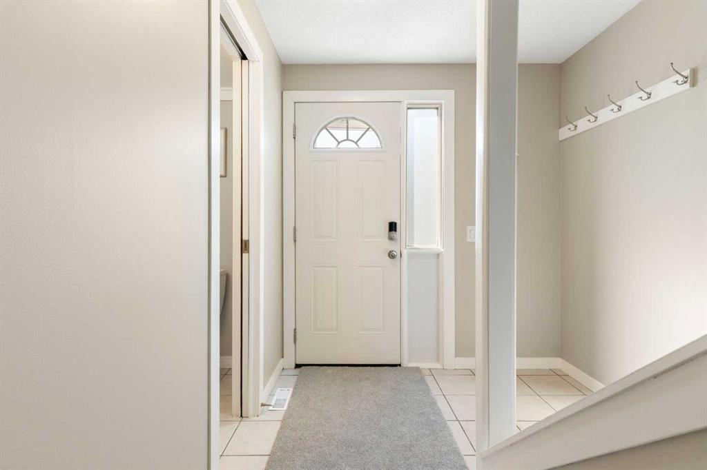 Fifth View of 42, 11407 Braniff Road SW, Braeside, Calgary, Alberta, T2W 1C5