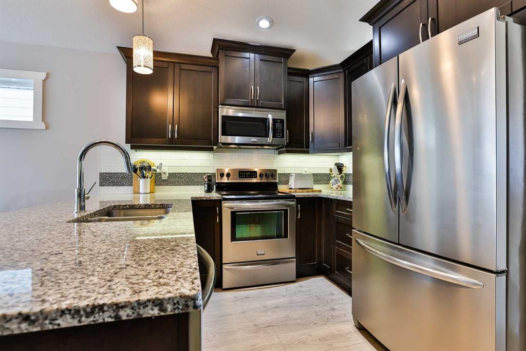 Fourth View of 612 Aquitania Boulevard W, Garry Station, Lethbridge, Alberta, T1J5G5