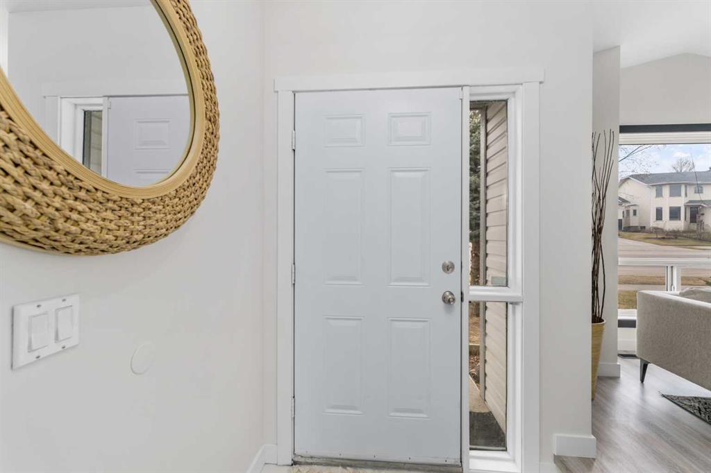 Third View of 395 Millrise Drive SW, Millrise, Calgary, Alberta, T2Y 2C7