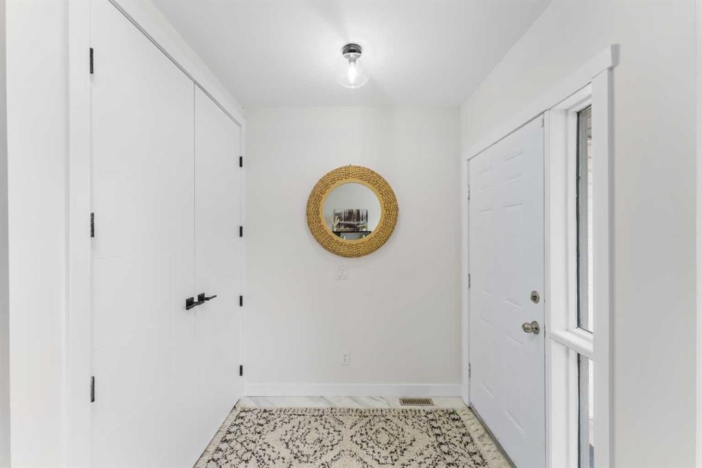 Fourth View of 395 Millrise Drive SW, Millrise, Calgary, Alberta, T2Y 2C7