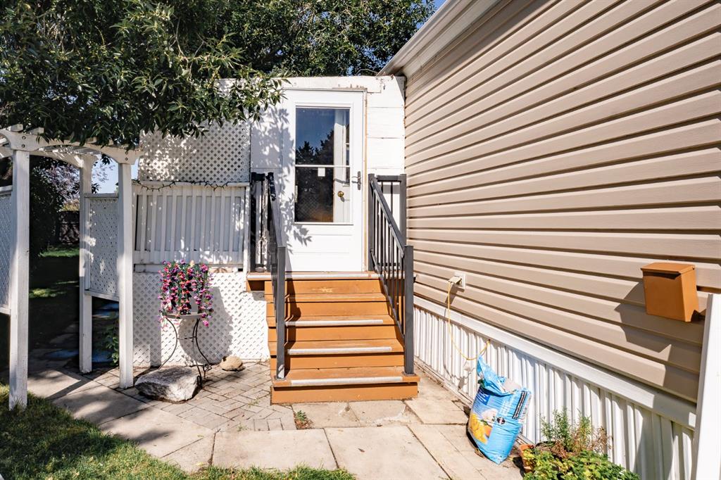Third View of 69 Burroughs Place NE, Monterey Park, Calgary, Alberta, T1Y 6K5