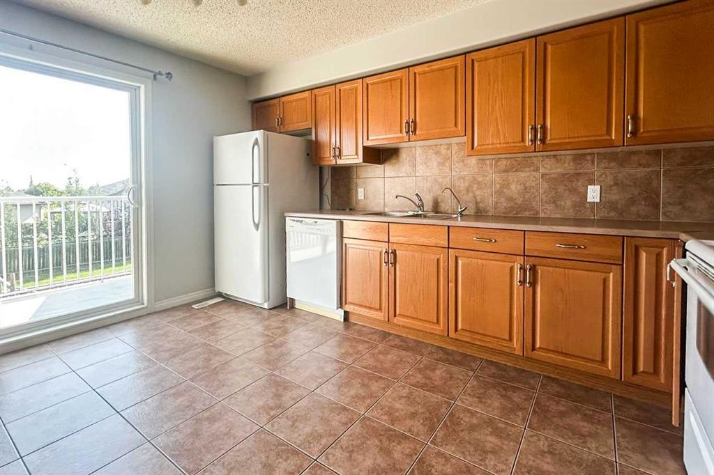 Fifth View of 805, 201 Arabian Drive , Prairie Creek, Fort McMurray, Alberta, T9H 5R5