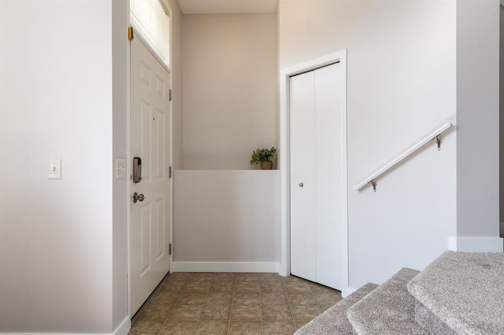 Fourth View of 75 Mckenzie Towne Gate SE, McKenzie Towne, Calgary, Alberta, T2Z 4G1