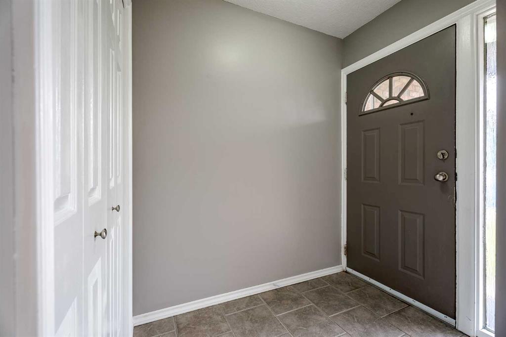 Fourth View of 224 Jensen Drive NE, Jensen, Airdrie, Alberta, T4B 1P7