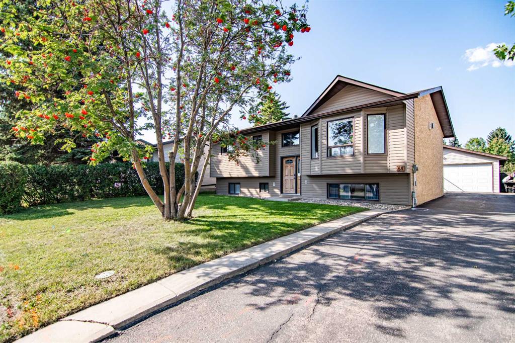 68 Heritage Drive , A2252309, Alberta,