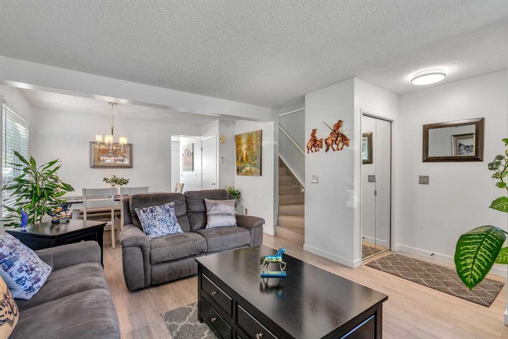 Fifth View of 71 Rivercrest Circle SE, Riverbend, Calgary, Alberta, T2C 4G4