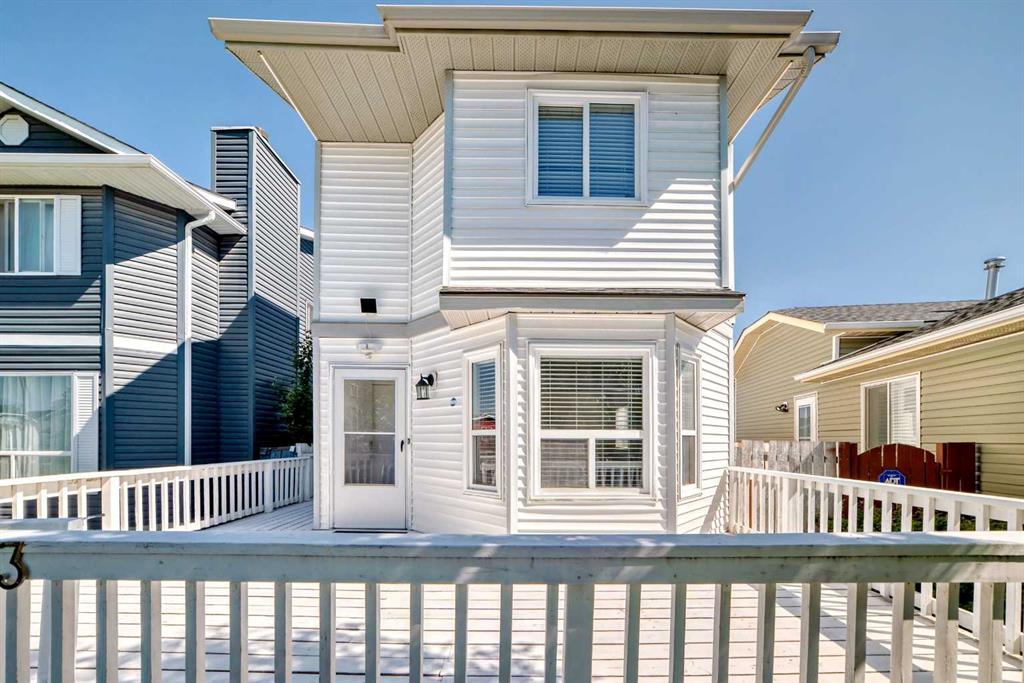 Fourth View of 33 Martinridge Place NE, Martindale, Calgary, Alberta, T3J3B8