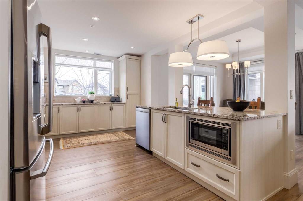 Fifth View of 103, 131 Quarry Way SE, Douglasdale/Glen, Calgary, Alberta, T2C 5L7