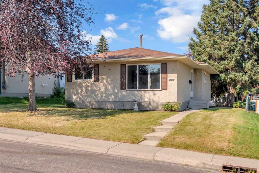 Fourth View of 804 71 Avenue NW, Huntington Hills, Calgary, Alberta, T2K 0N3