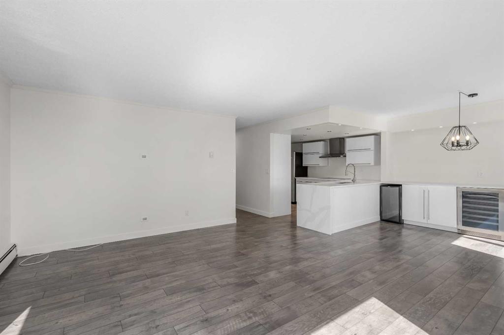 Fourth View of 1305 (PH5), 225 25 Avenue SW, Mission, Calgary, Alberta, T2S 2V2