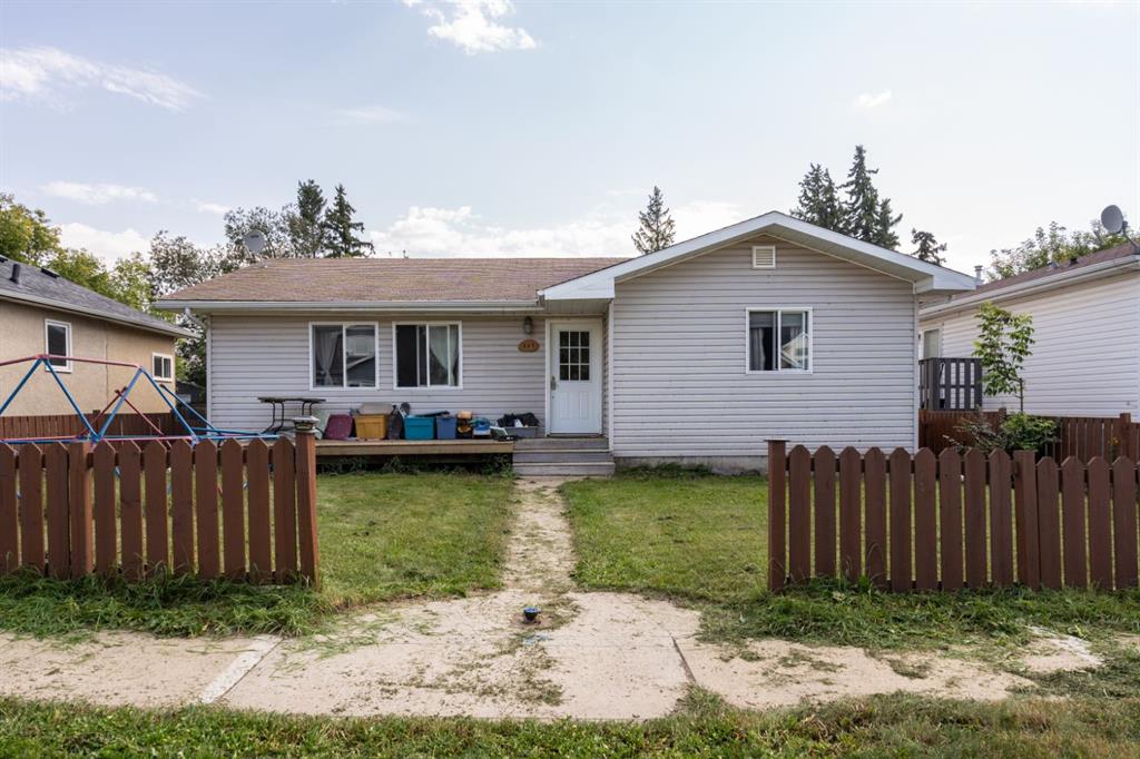 225 Dominion Street , A2252363, Alberta,