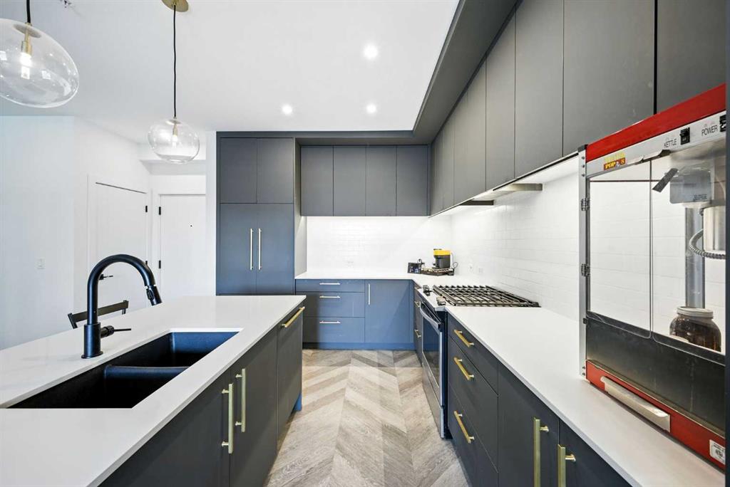 Fourth View of 419, 4275 Norford Avenue NW, University District, Calgary, Alberta, T3B 6M2