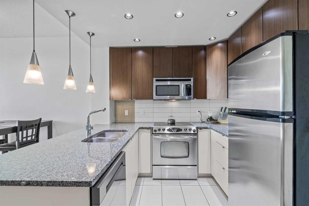 Fifth View of 1304, 788 12 Avenue SW, Beltline, Calgary, Alberta, T2R 0H1