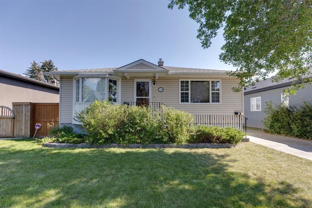 Second View of 724 35A Street NW, Parkdale, Calgary, Alberta, T2N 3A2