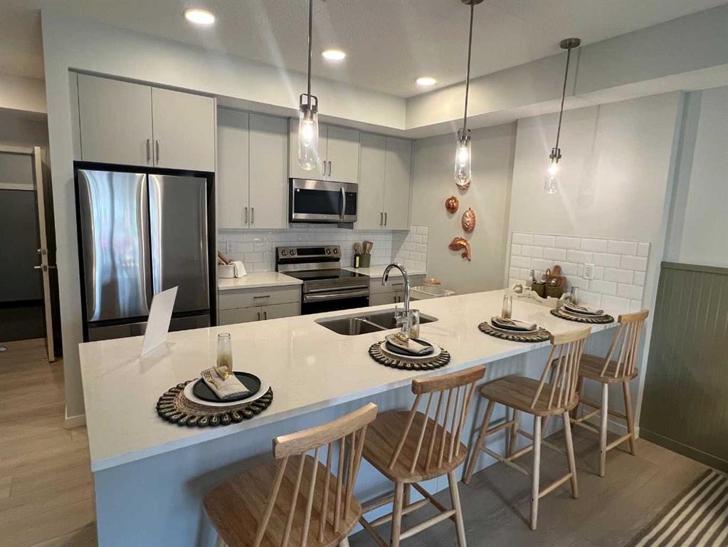 Second View of 2101, 33 Carringham Gate NW, Carrington, Calgary, Alberta, T3P2H6
