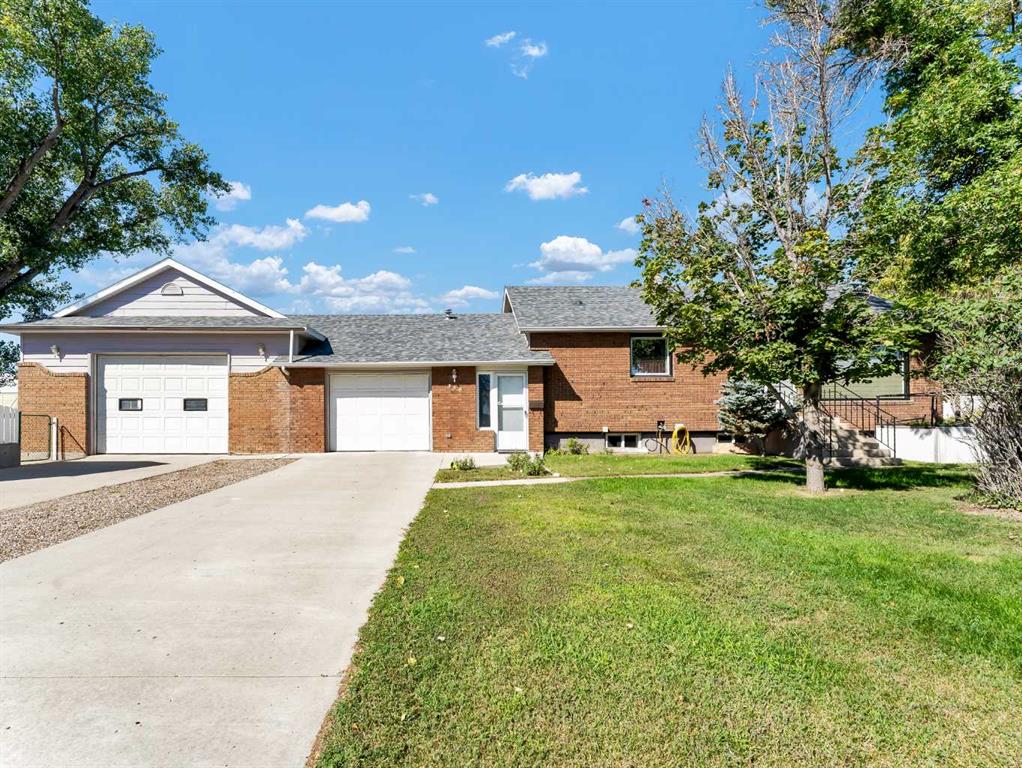 338 2 Street SW, A2252537, Alberta,