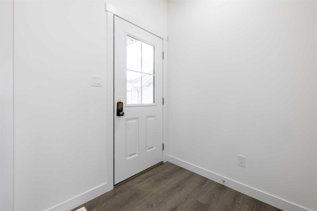 Fourth View of 25 Heritage Manor , Heritage Hills, Cochrane, Alberta, T4C 0L3