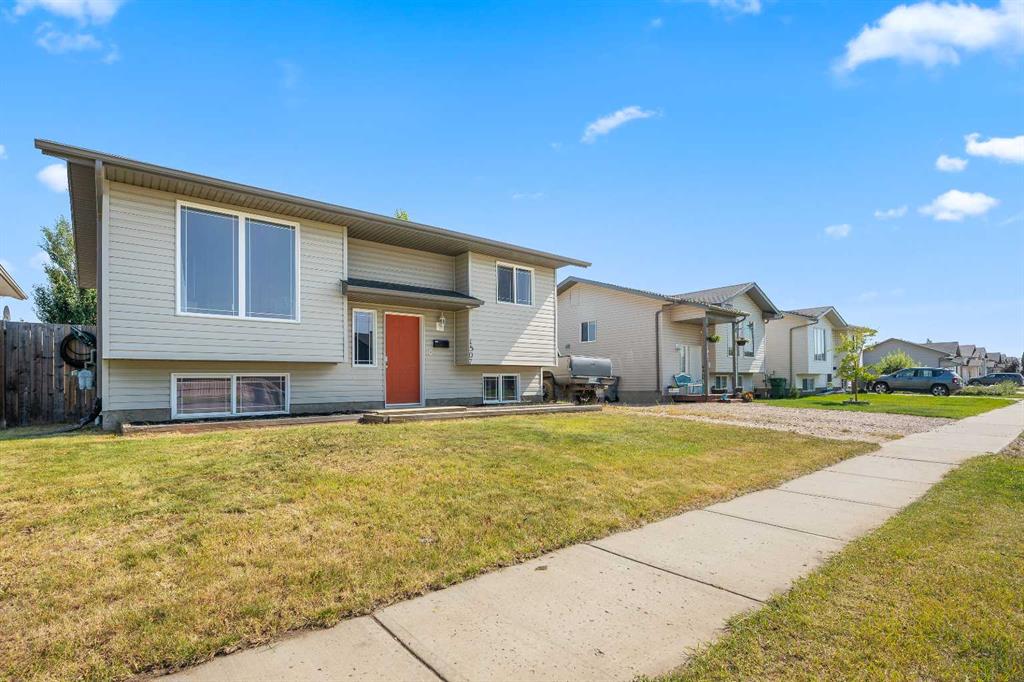 Third View of 1507 49 Avenue , Wallacefield, Lloydminster, Saskatchewan, S9V 2E7