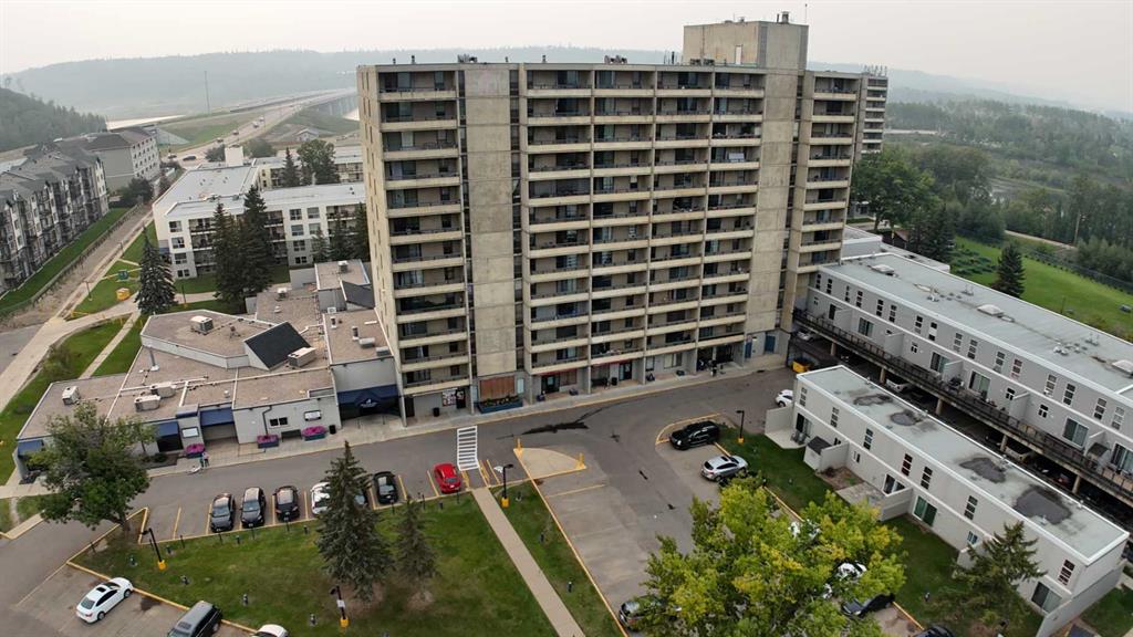 603, 11721 Macdonald Drive , A2252678, Alberta,