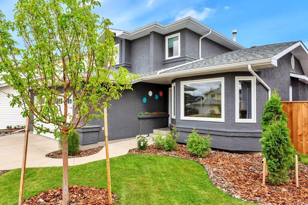 167 Douglas Avenue , A2252805, Alberta,