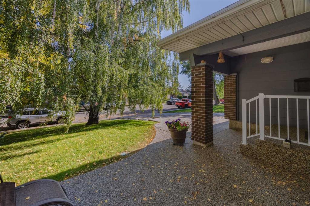 Fifth View of 840 Cannell Road SW, Canyon Meadows, Calgary, Alberta, T2W 1T4
