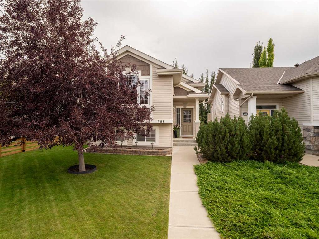 Third View of 488 Silkstone Crescent W, Copperwood, Lethbridge, Alberta, T1J 4C1