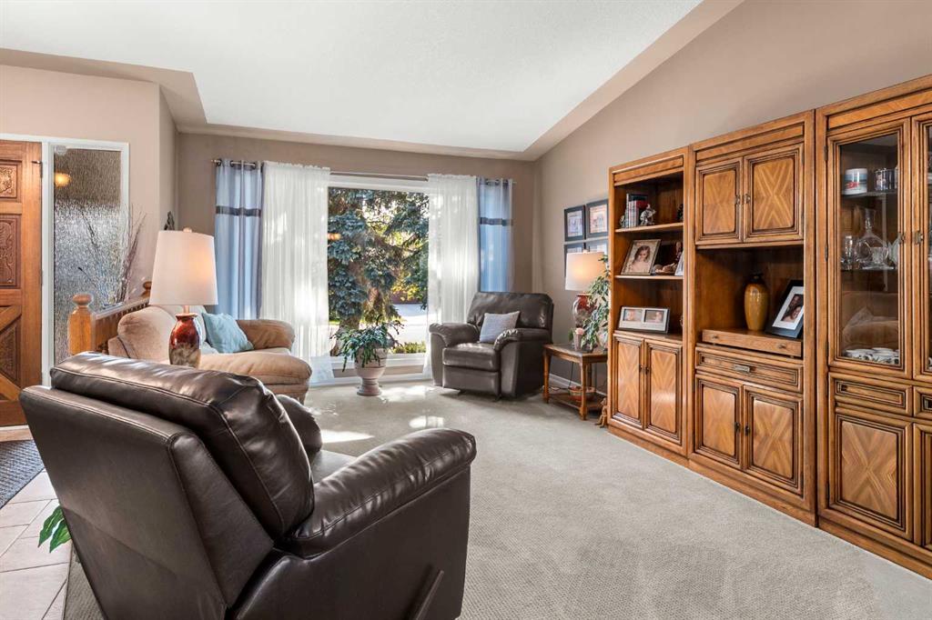 Fifth View of 7 Bernard Place NW, Beddington Heights, Calgary, Alberta, T3K2B8