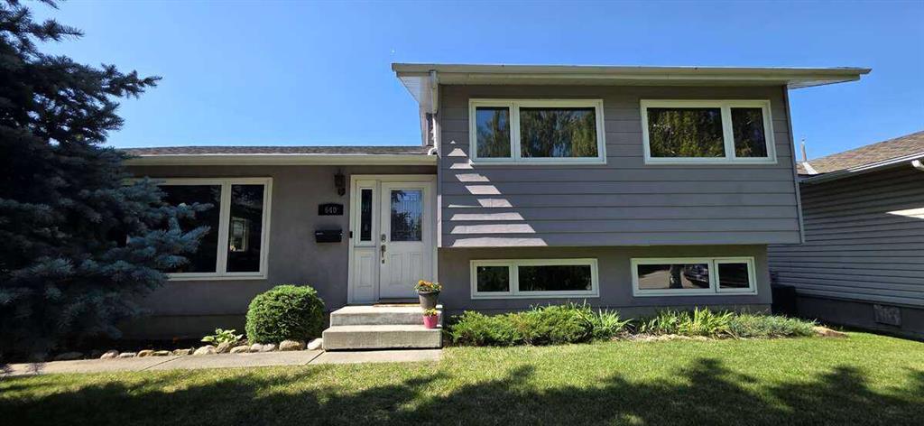 640 Willowburn Crescent SE, A2252926, Alberta,