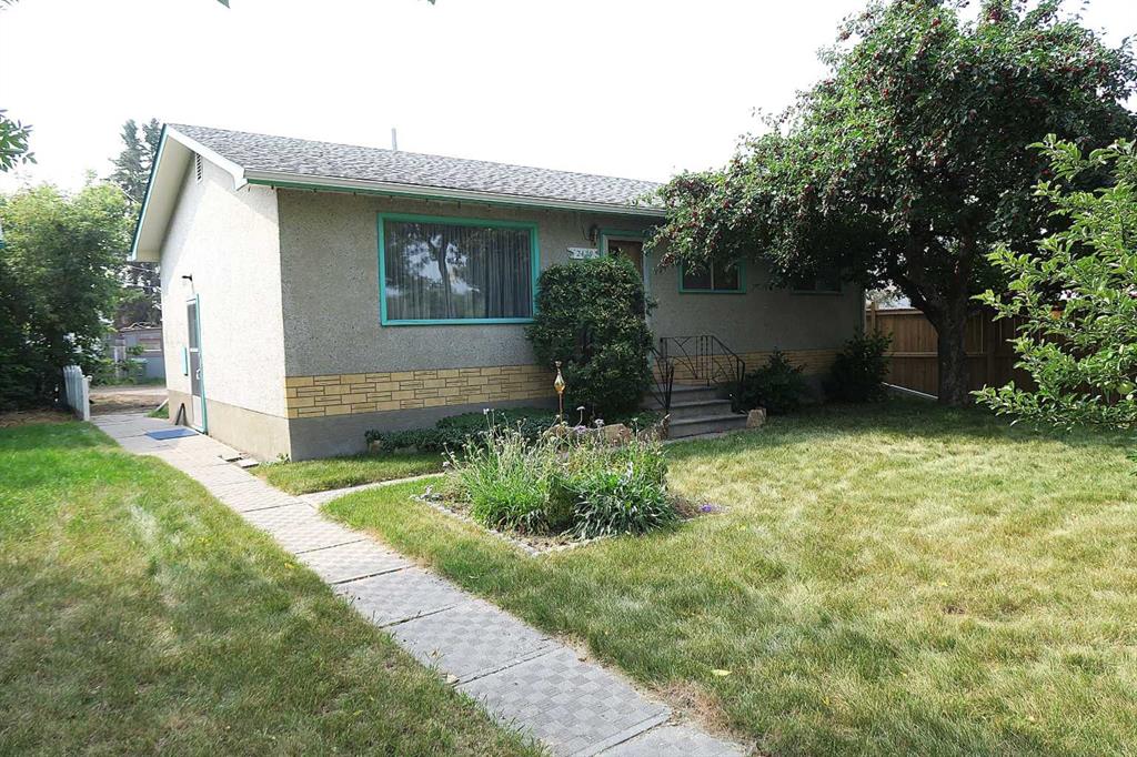 2429 Holly Drive SE, A2252955, Alberta,