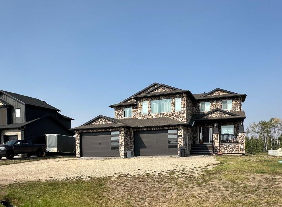 7702 Devonshire Lane , A2252988, Alberta,