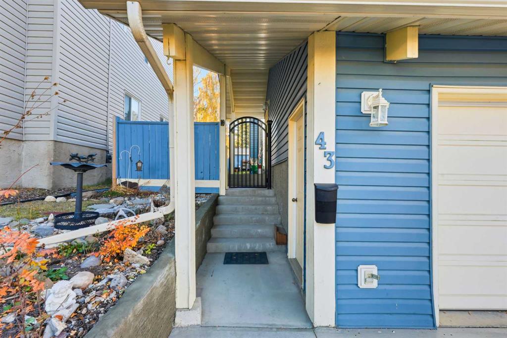 Fifth View of 43 Macewan Glen Road NW, MacEwan Glen, Calgary, Alberta, T3K 2J3
