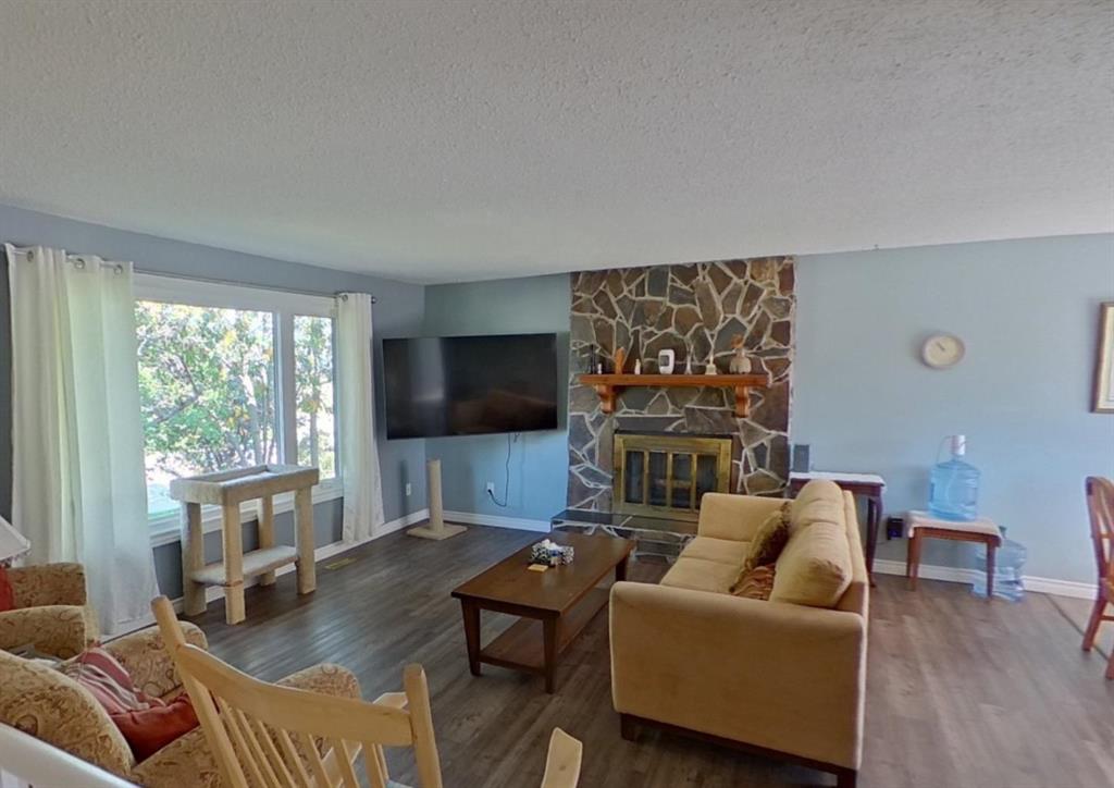 Third View of 5415 46 Street , NONE, Valleyview, Alberta, T0H 3N0