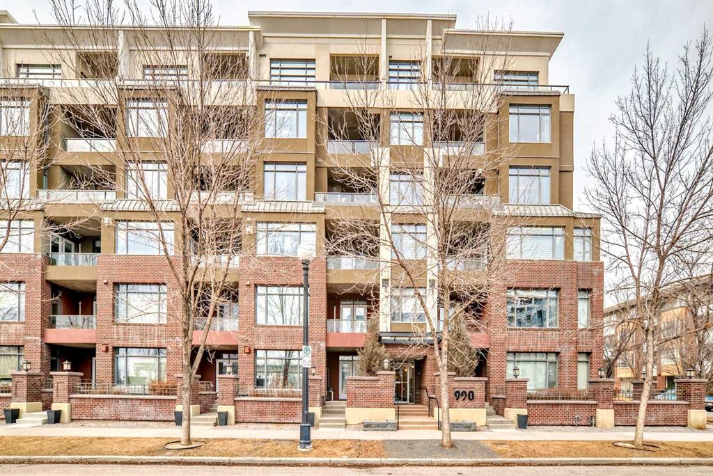 108, 990 Centre Avenue NE, A2253092, Alberta,