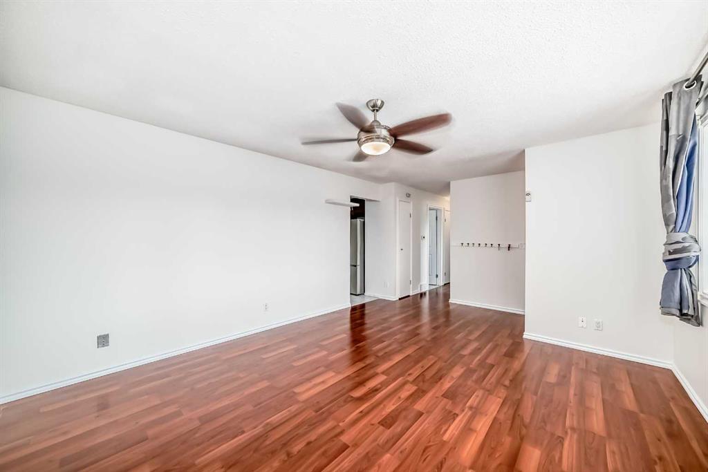 Fourth View of 176 Pinecliff Way NE, Pineridge, Calgary, Alberta, T1Y 3X3