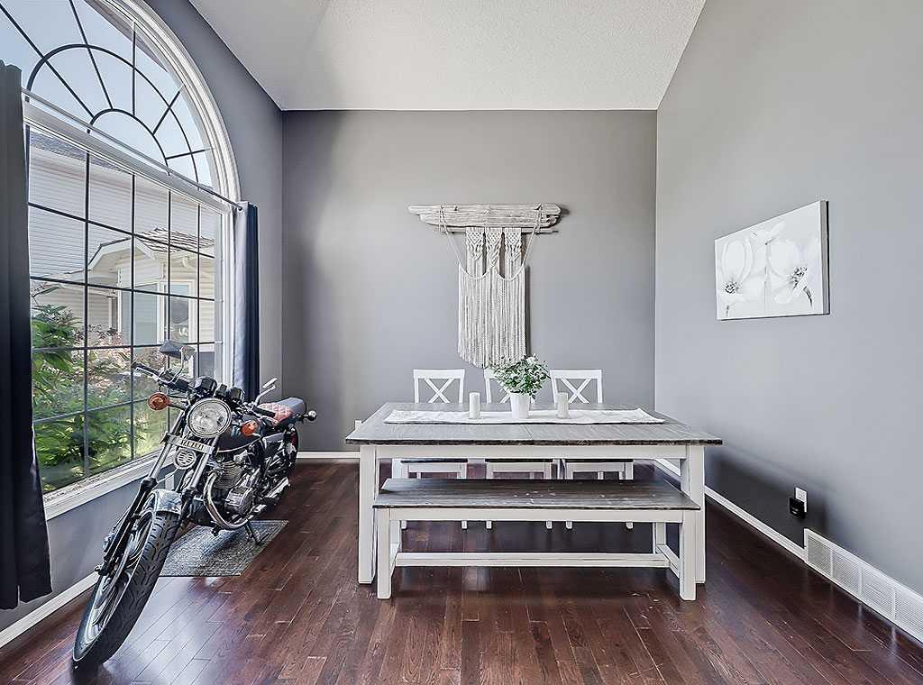 Fifth View of 169 Woodpark Court SW, Woodlands, Calgary, Alberta, T2W 6E5