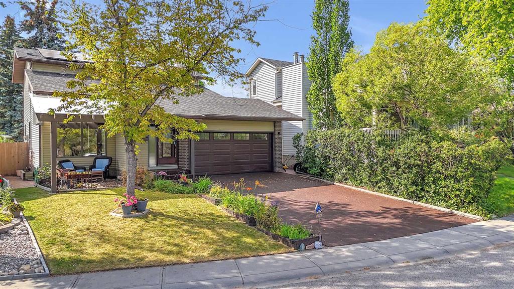 Second View of 31 Scenic Green NW, Scenic Acres, Calgary, Alberta, T3L 1A1