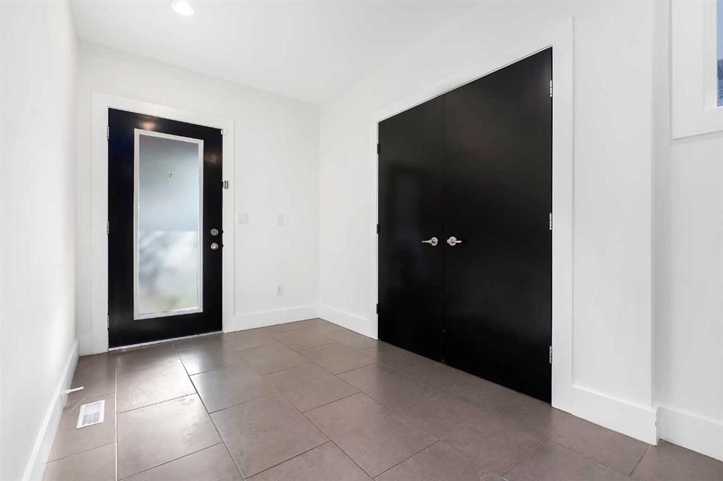 Fourth View of 4927 21 Street SW, Altadore, Calgary, Alberta, T2T 5B7