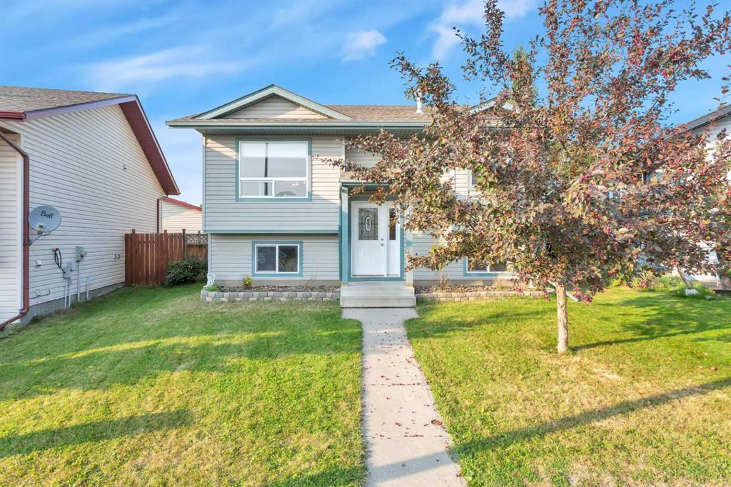4526 45 Avenue Close , A2253285, Alberta,