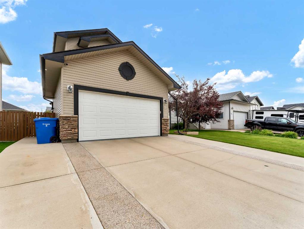 Third View of 102 Sundown Road SW, SE Southridge, Medicine Hat, Alberta, T1B4W8