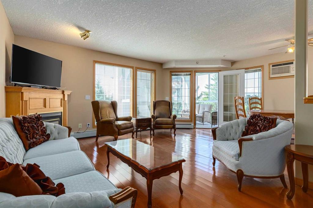 Fifth View of 220, 6868 Sierra Morena Boulevard SW, Signal Hill, Calgary, Alberta, T3H 3R6