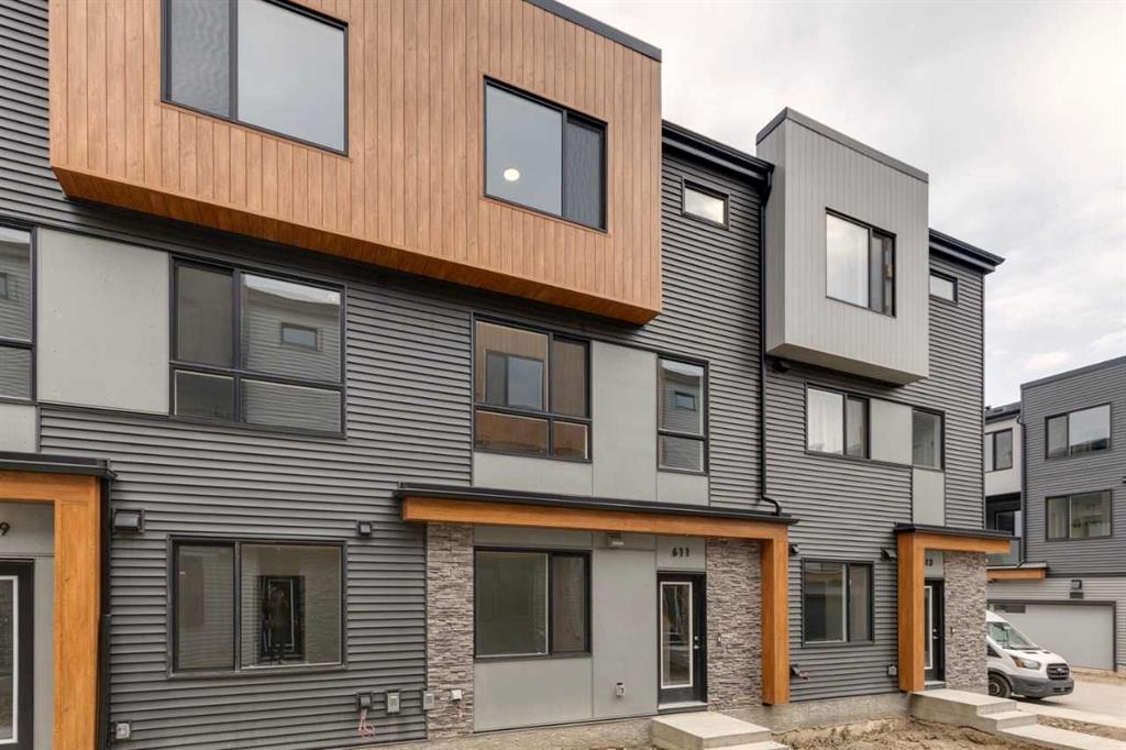 Second View of 611, 81 Midtown Boulevard SW, Midtown, Airdrie, Alberta, T4B4E7