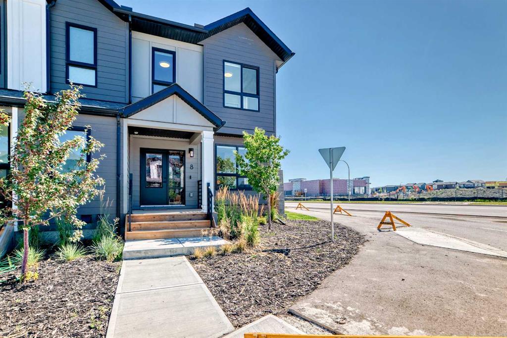 8 silverton glen Green SW, A2253557, Alberta,