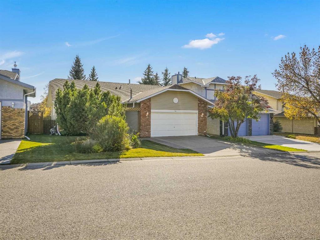 76 Wood Valley Rise SW, A2253607, Alberta,