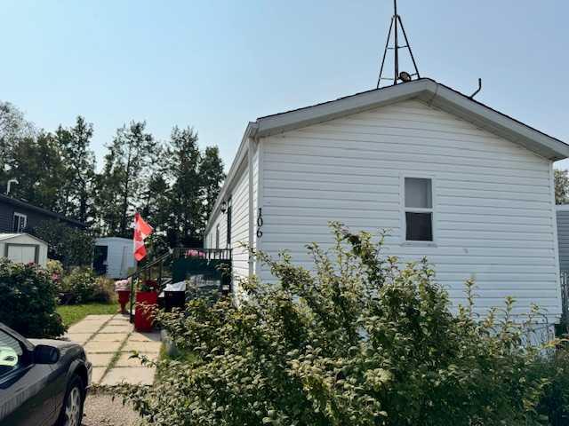 106 Meadow Drive , A2253629, Alberta,
