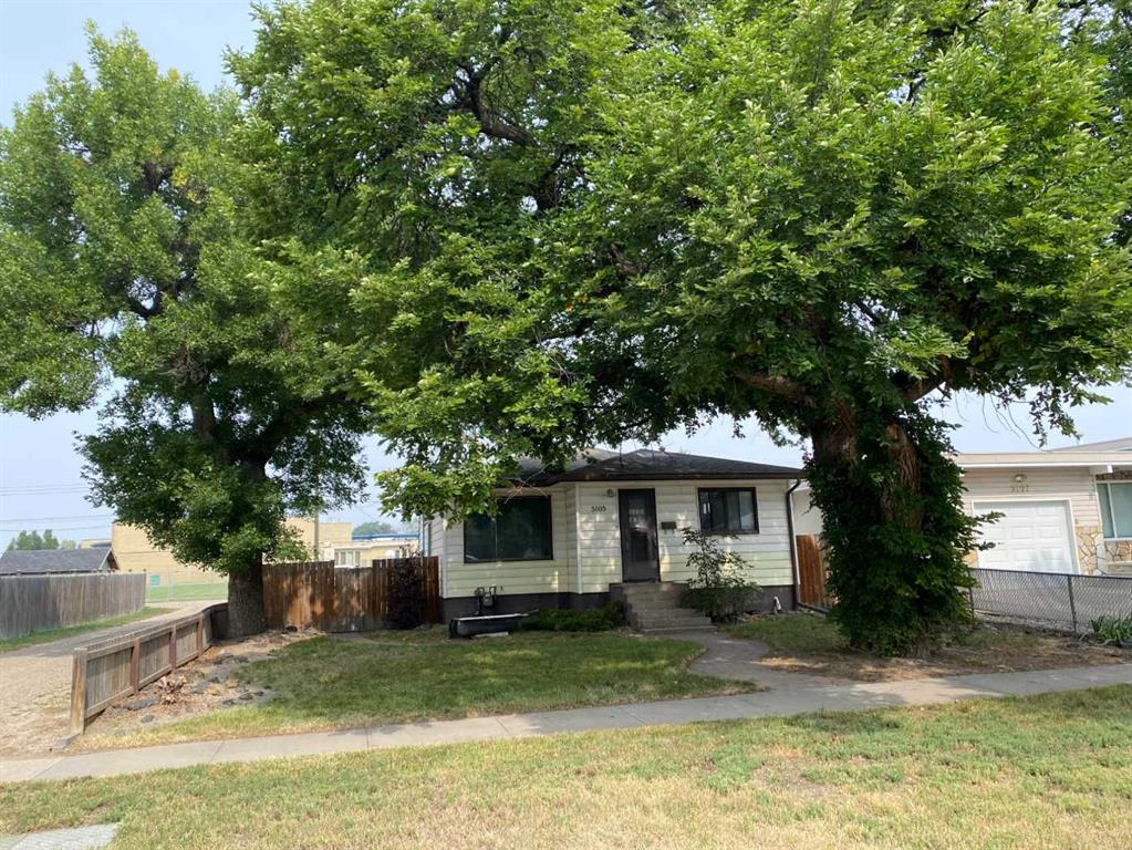 Third View of 5105 54 Avenue , NONE, Taber, Alberta, T1G 1M2
